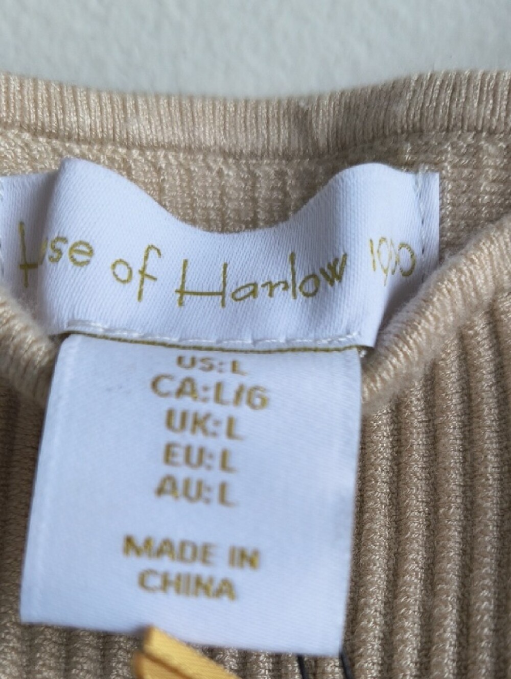 House of Harlow 1960 Ribbed Crop Top in Beige with Front Zip - Picture 4 of 6